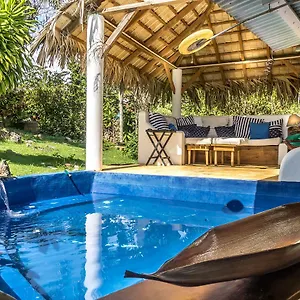 Mariposas Bed & Breakfast